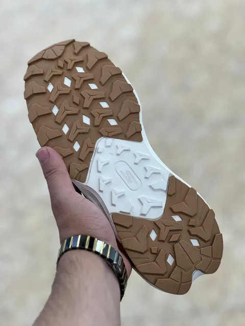 کتونی مردانه اسکیچرز sky مستر درجه۱/زیره ضد لغزش و سایش/نرم و راحت /مخصوص رانینگ /سایز۴۰تا۴۵/تک و عمده موجود Skeachers sky