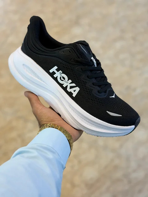 خرید کتونی هوکا باندی ۹ مستر درجه۱/شیک و راحت/سایز۴۰تا۴۵/تک و عمده موجود Hoka Bondi 9