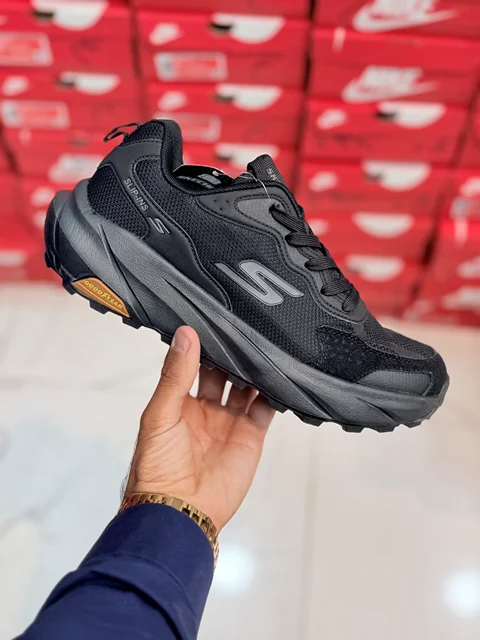 خرید کتونی مردانه اسکیچرز slip/ins مستر کوالیتی/زیره گوودیر /سایز۴۰تا۴۵/شیک‌و سبک/تک و عمده موجود Skeachers slip ins